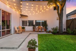 LED patio string lights